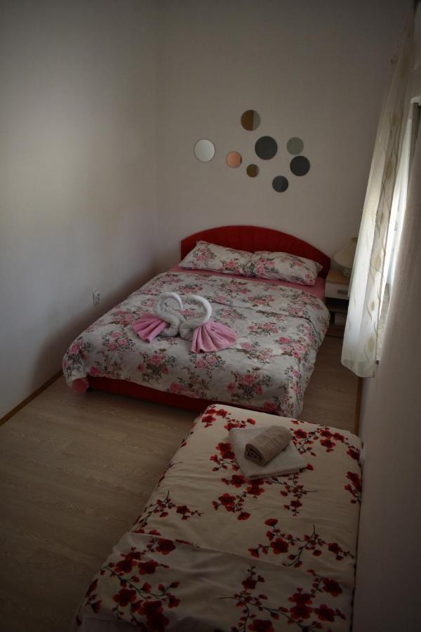 טרביניה Apartman Samardzic מראה חיצוני תמונה